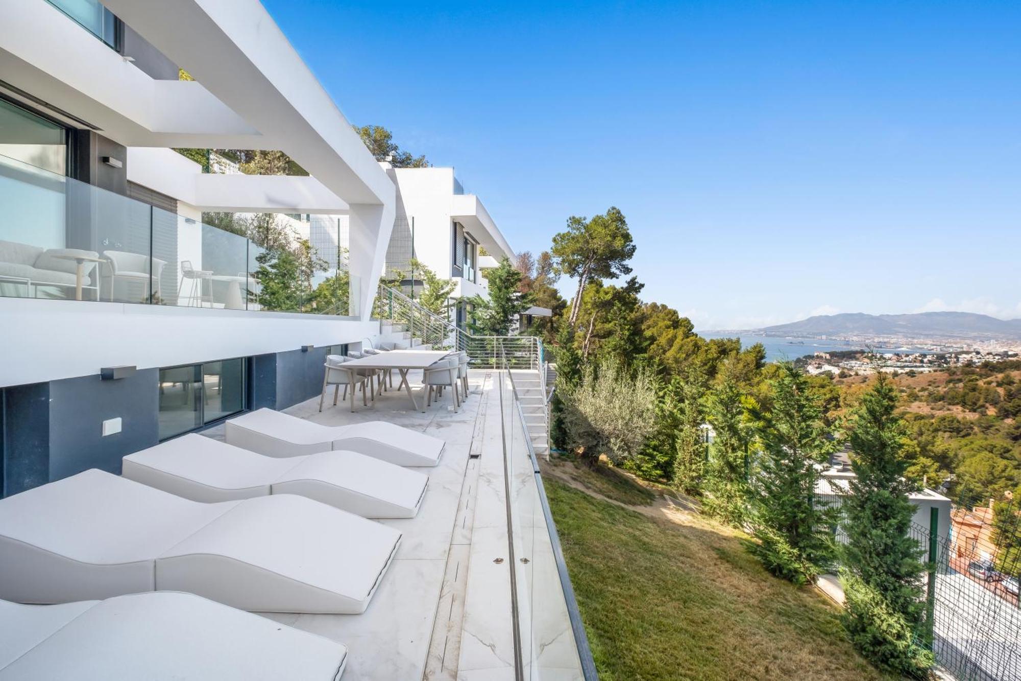 Villas Pinares De San Anton - Sea, City, Mountain, Views マラガ エクステリア 写真